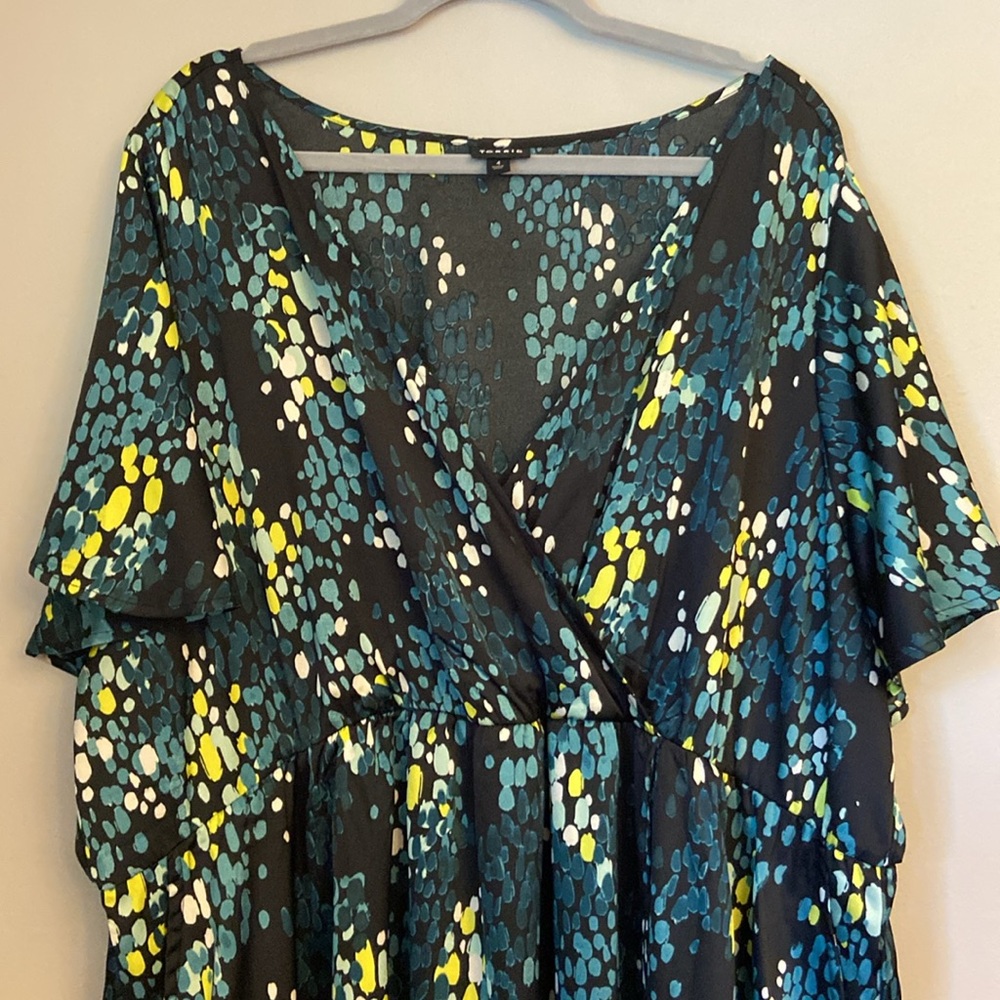 Torrid Midi Bubble Charm Flutter Sleeve Wrap Dres… - image 7